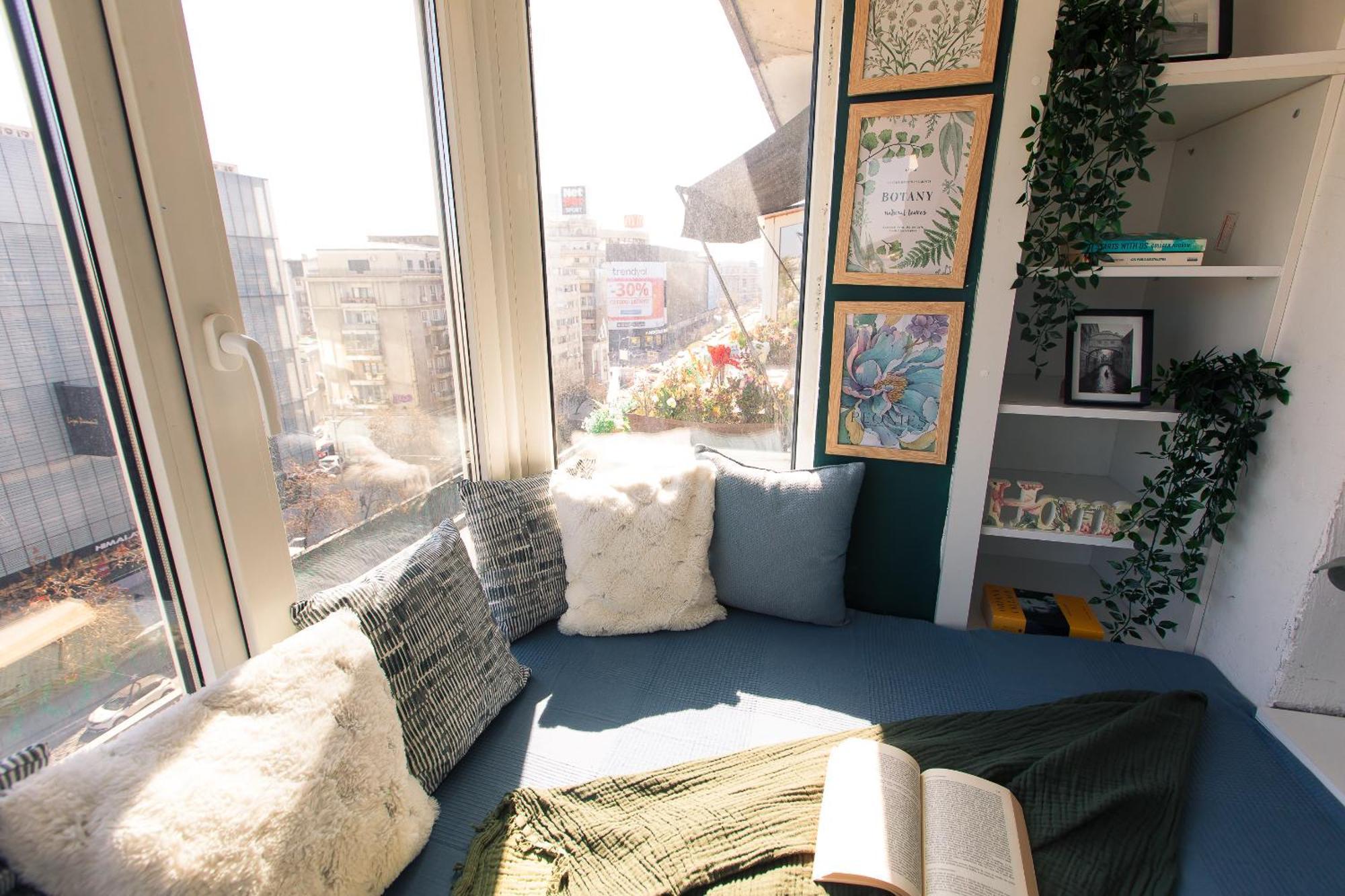 Old Town Apartment With Amazing View From The Balcony Букурещ Екстериор снимка
