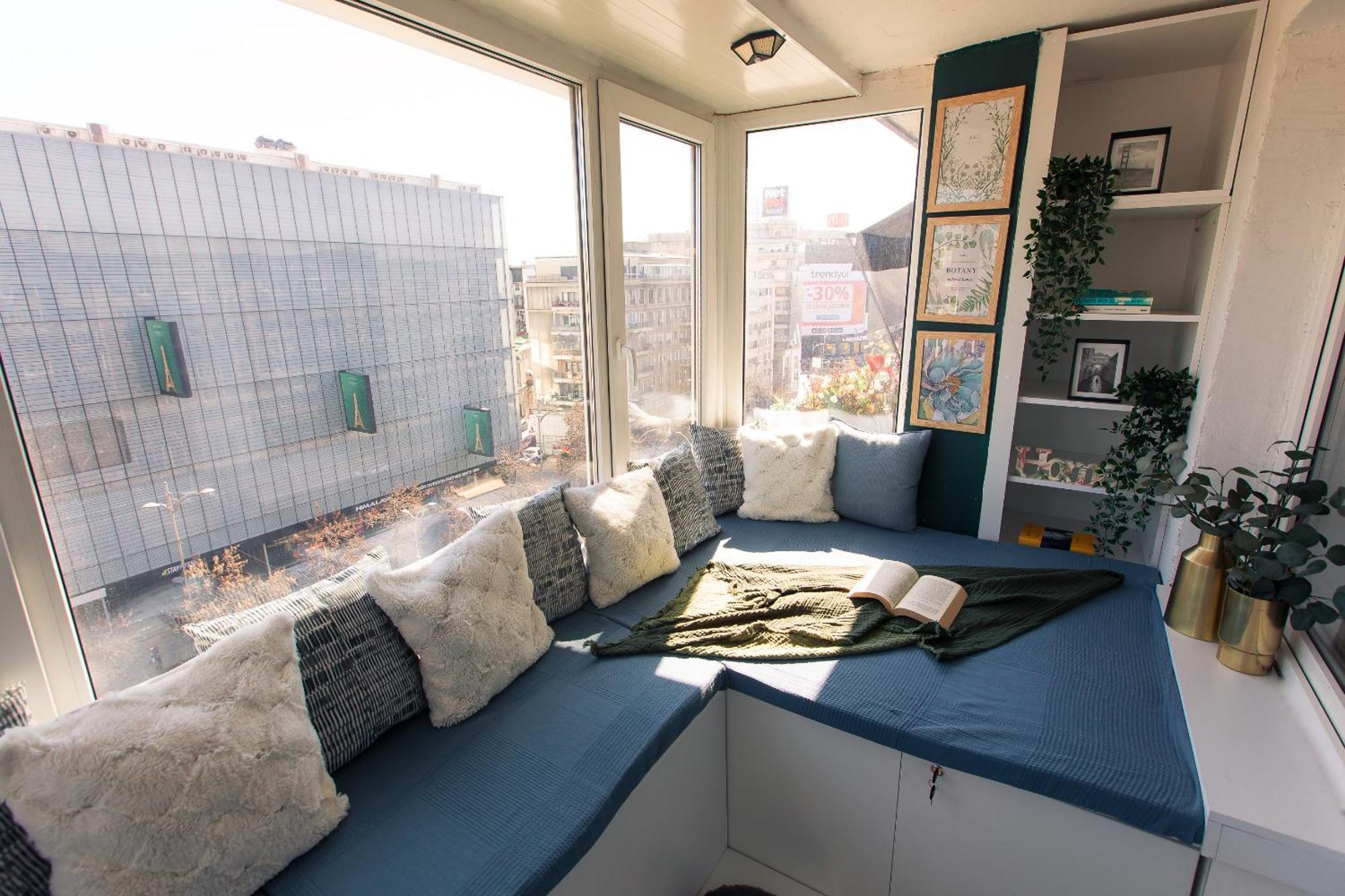 Old Town Apartment With Amazing View From The Balcony Букурещ Екстериор снимка